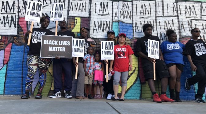 Negli Usa alleanza tra Fight for $15 e Black Lives Matter. Manifestazioni congiunte per il salario minimo e contro la violenza razziale